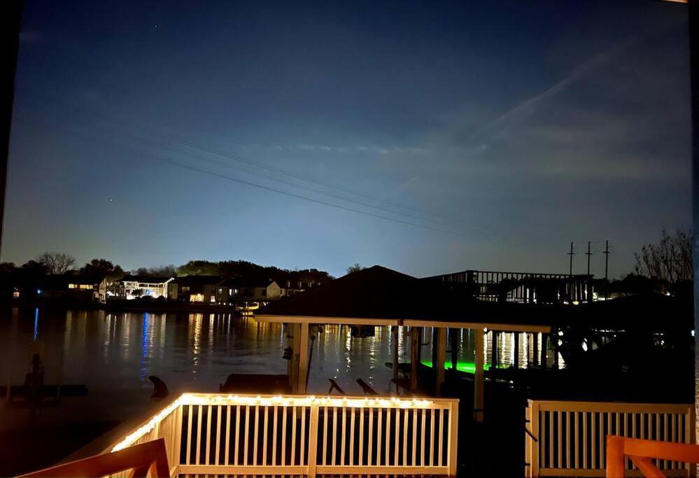 Linda's House Waterfront On Conroe Montgomery